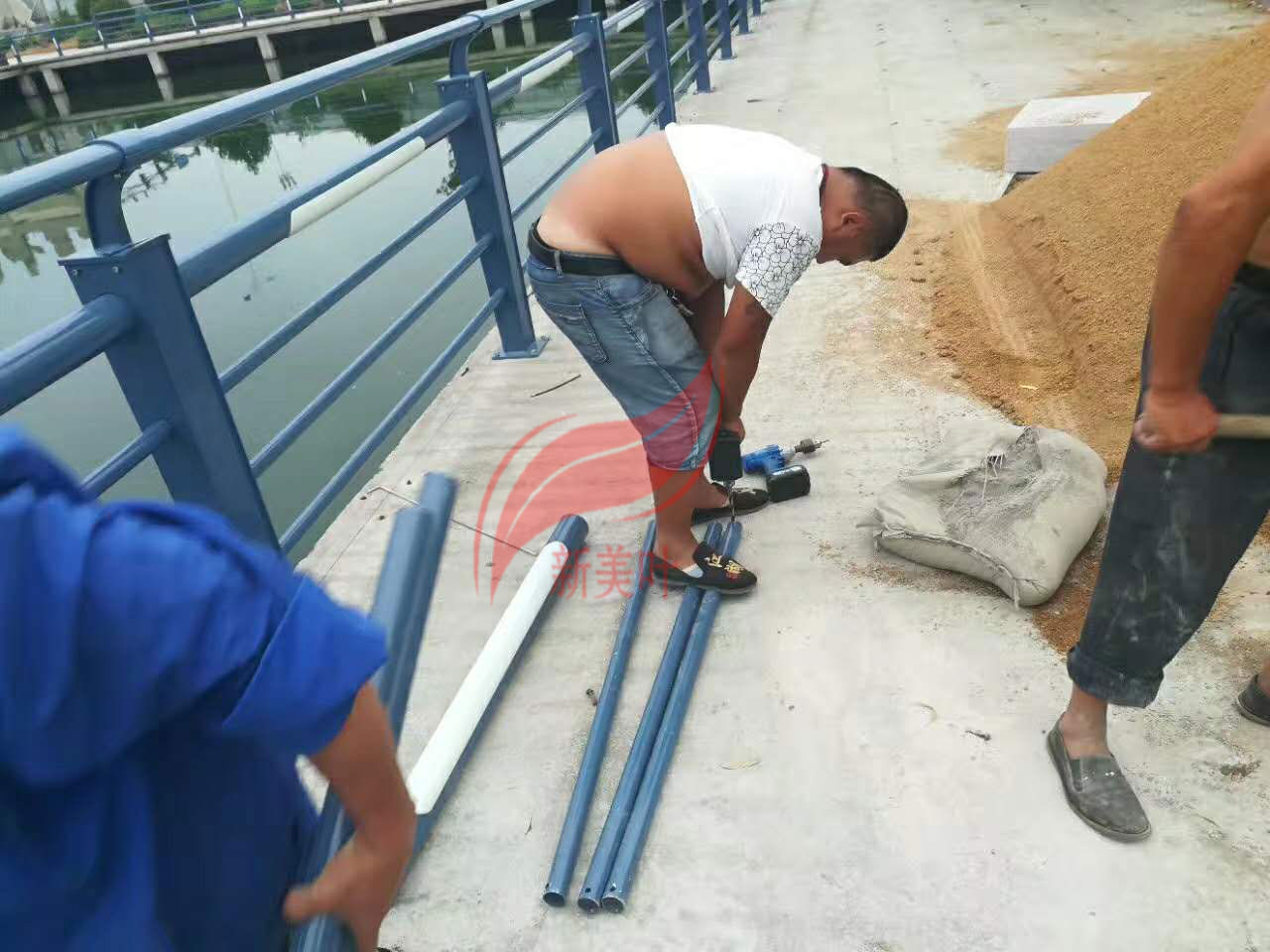 江蘇徐州景觀燈光河道欄桿施工現場
